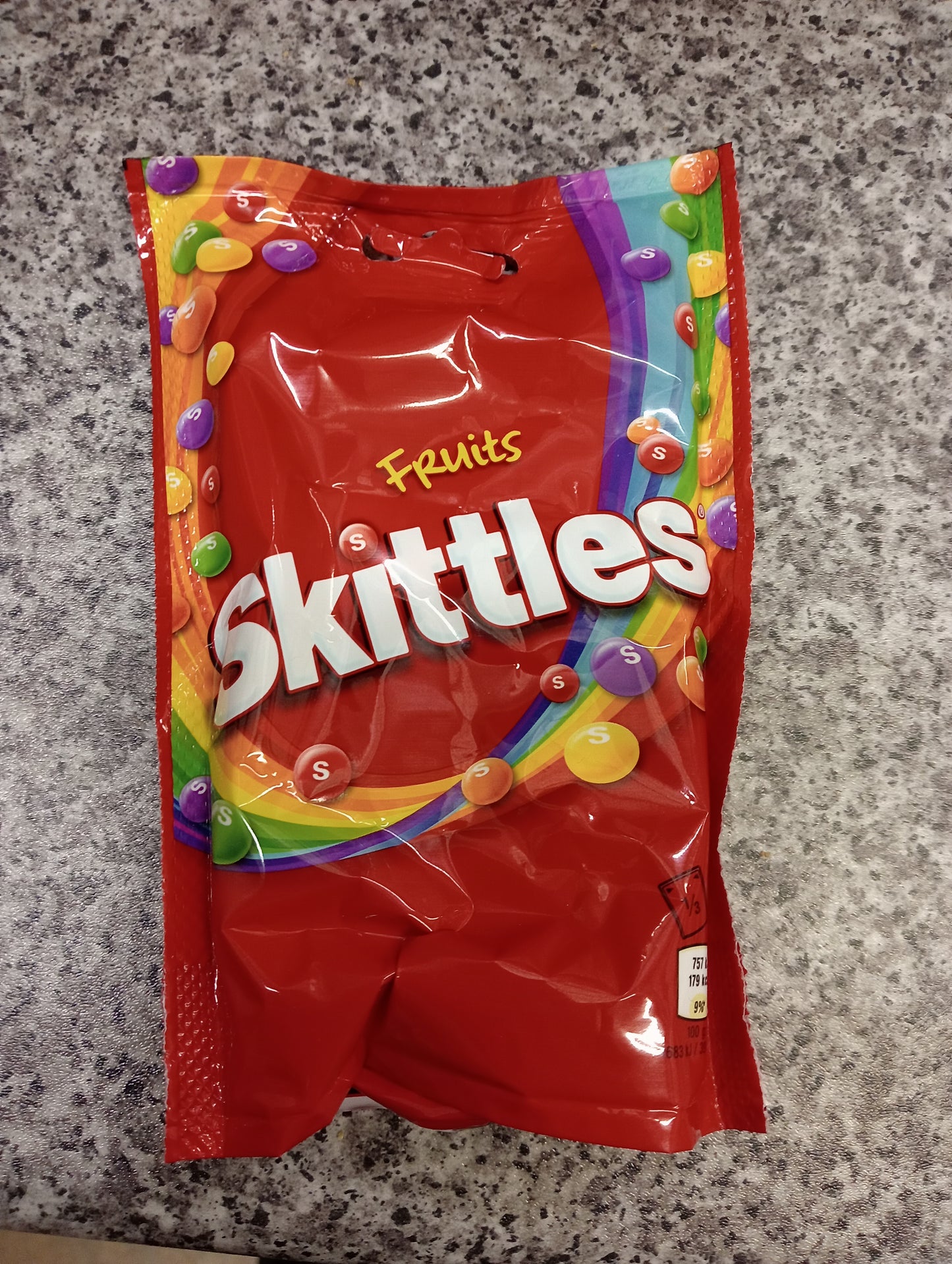 Skittles share bag 136g