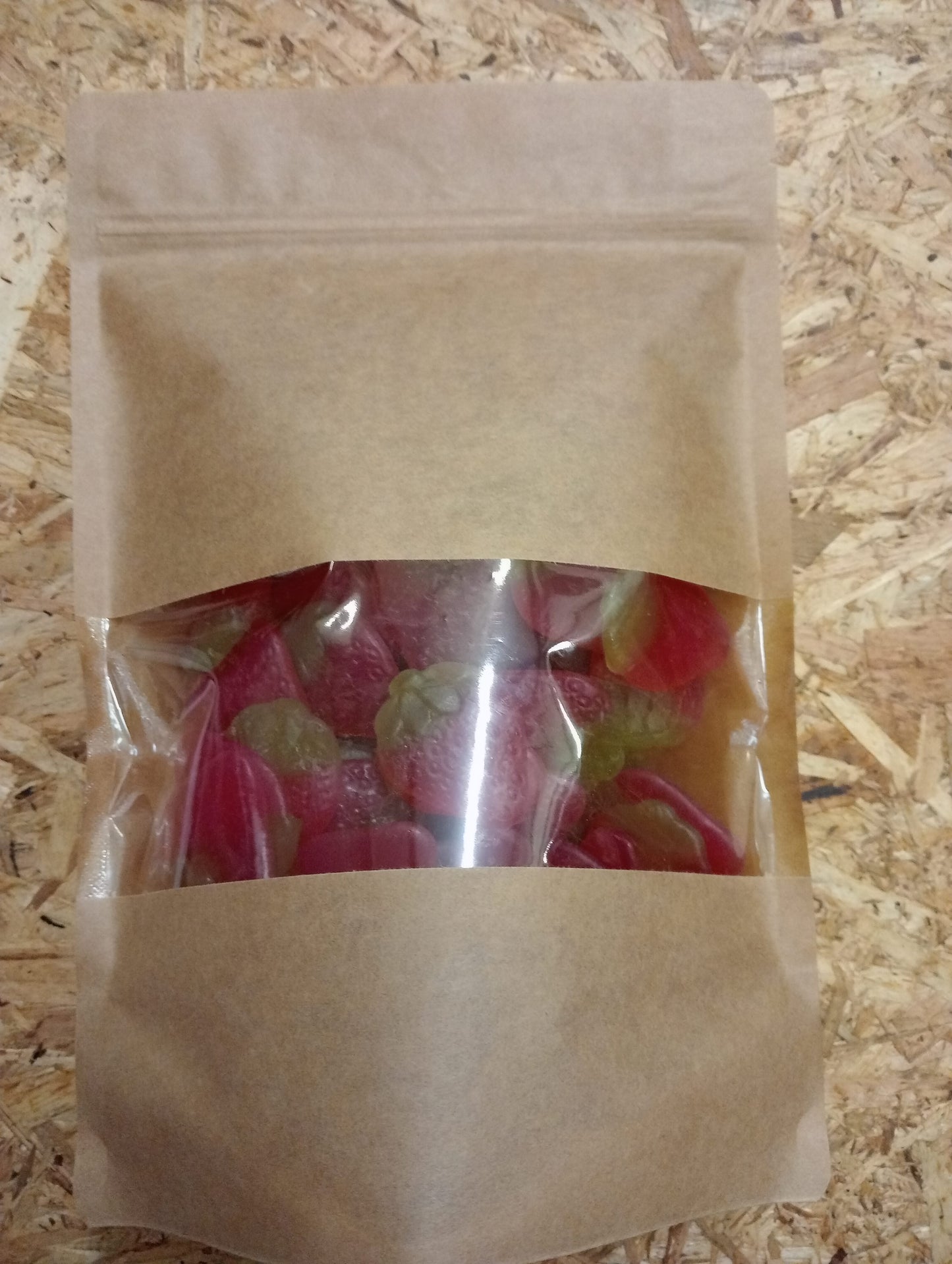 Bulk bag of Giant strawberries 750g