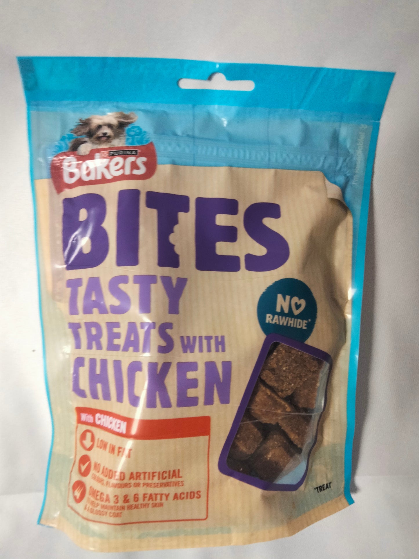 Bakers bites tasty treats with chicken 130g.           Best before 07/25