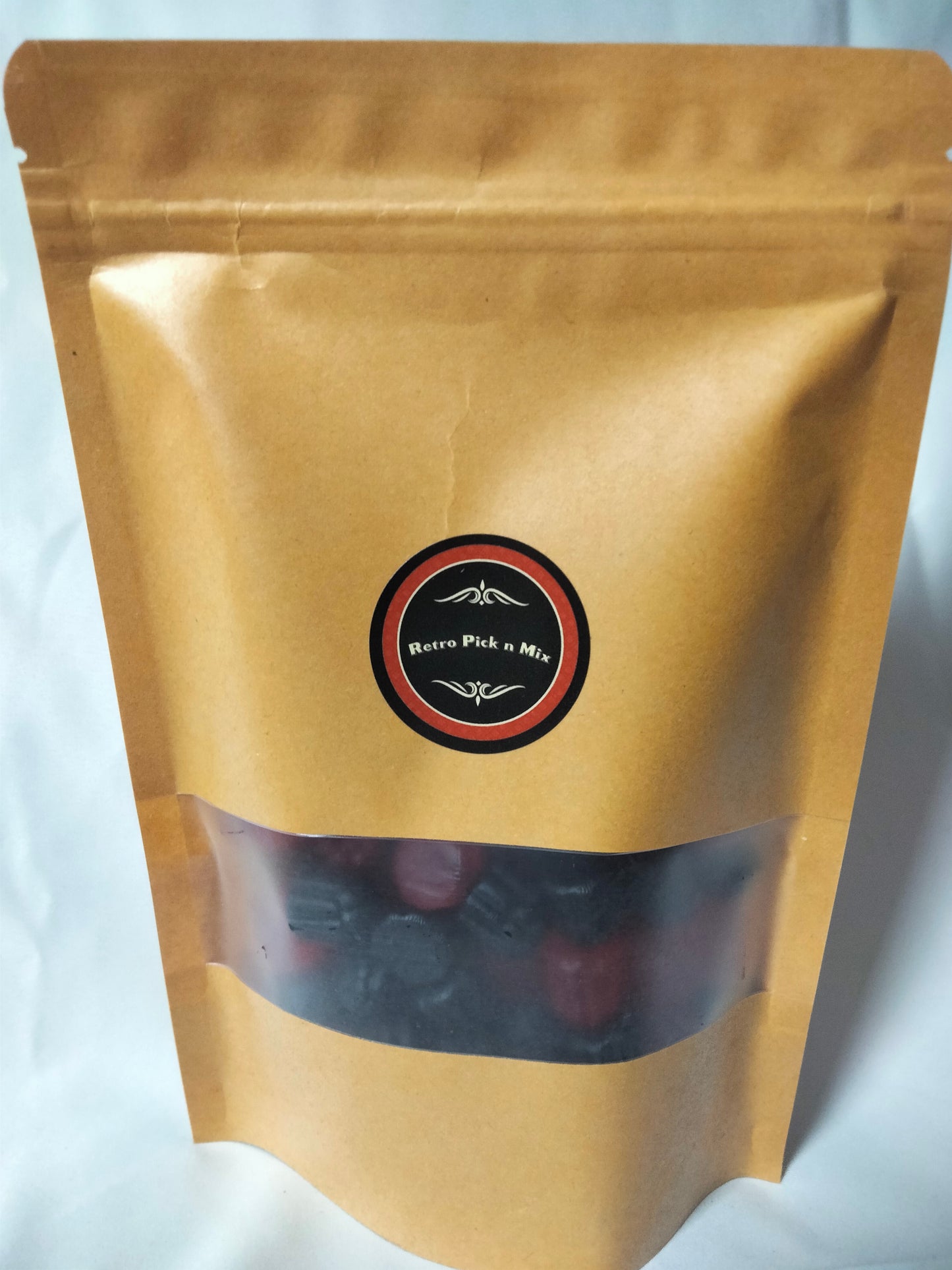 Black and raspberry gums pouch 325g