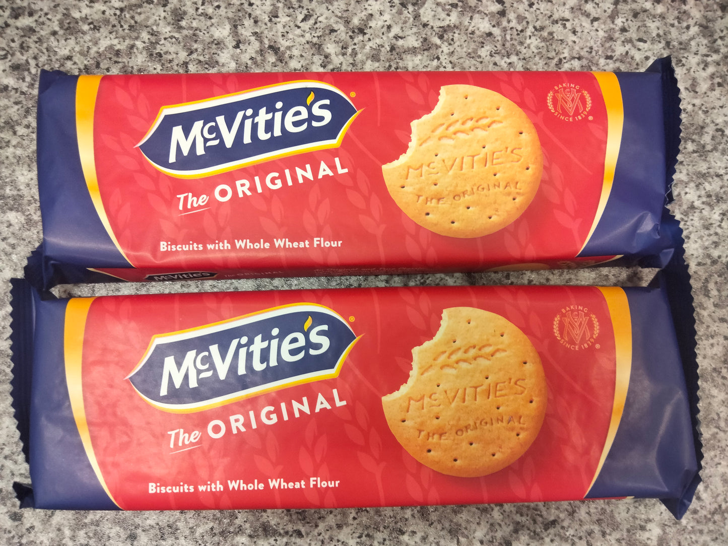 2 x McVities digestives 133g