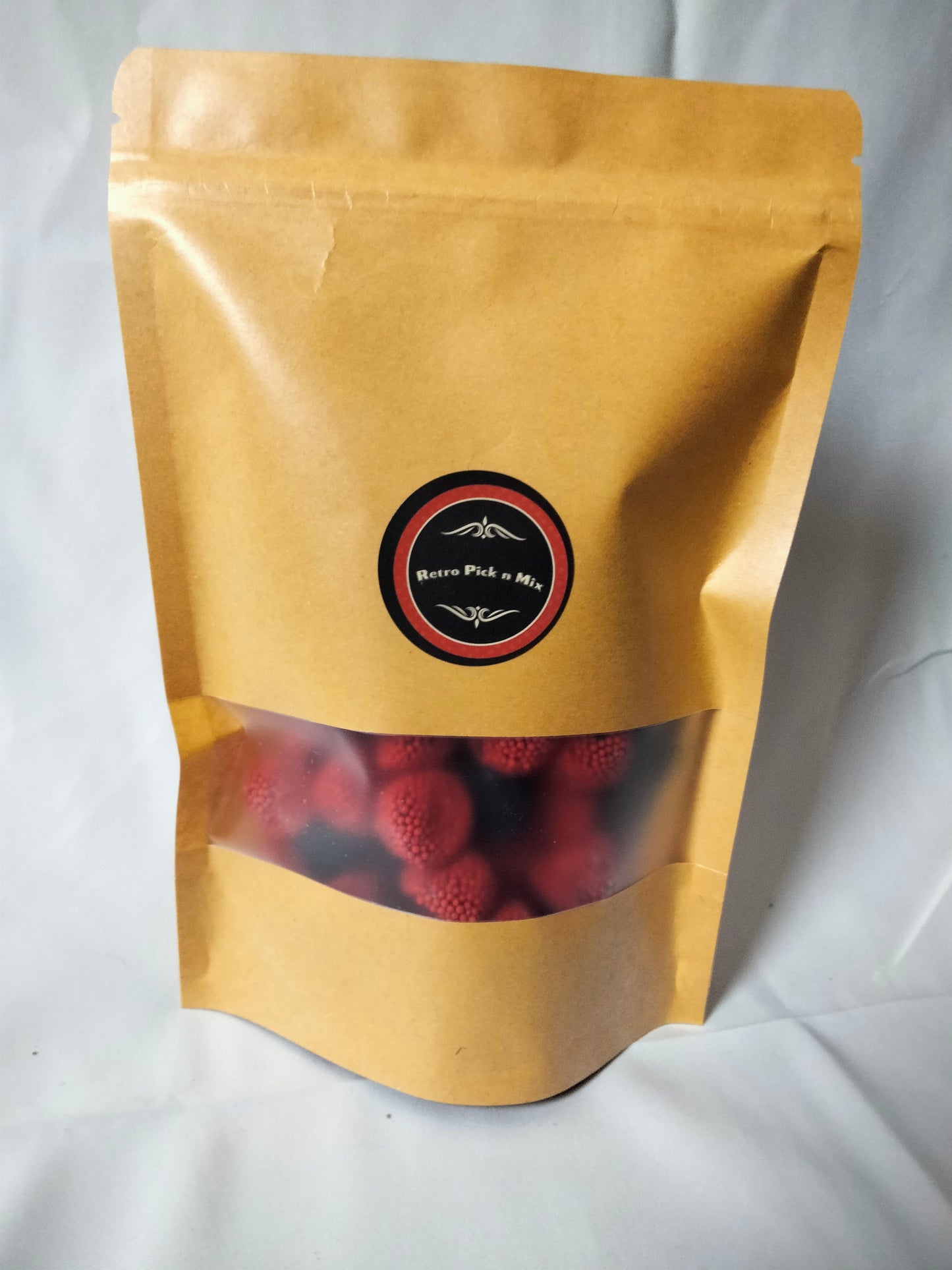 Black and raspberry spogs pouch 325g