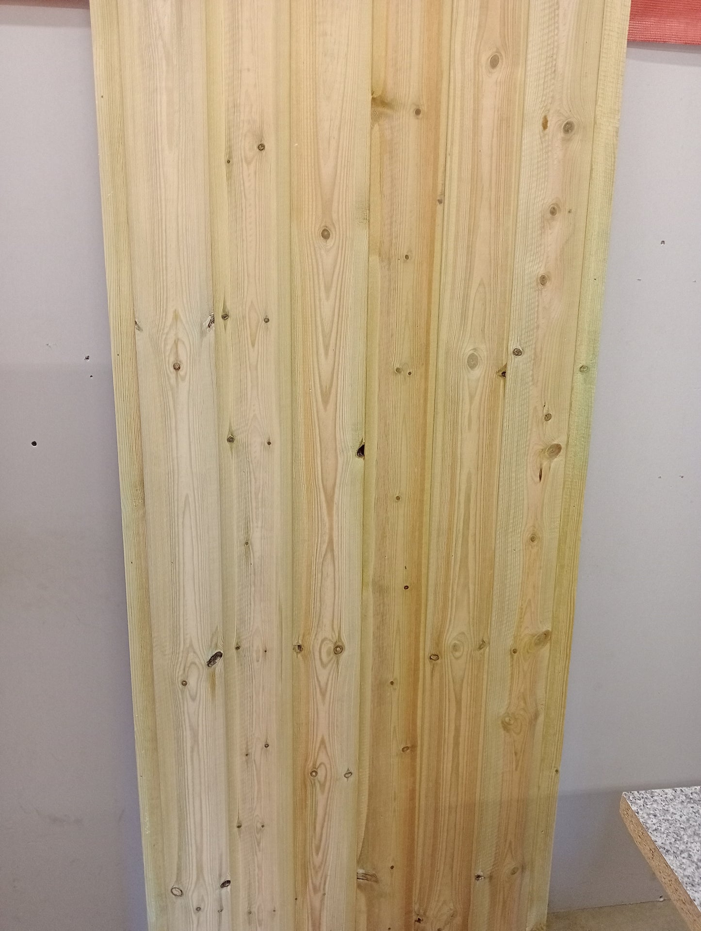 Heavy duty tongue and groove gate